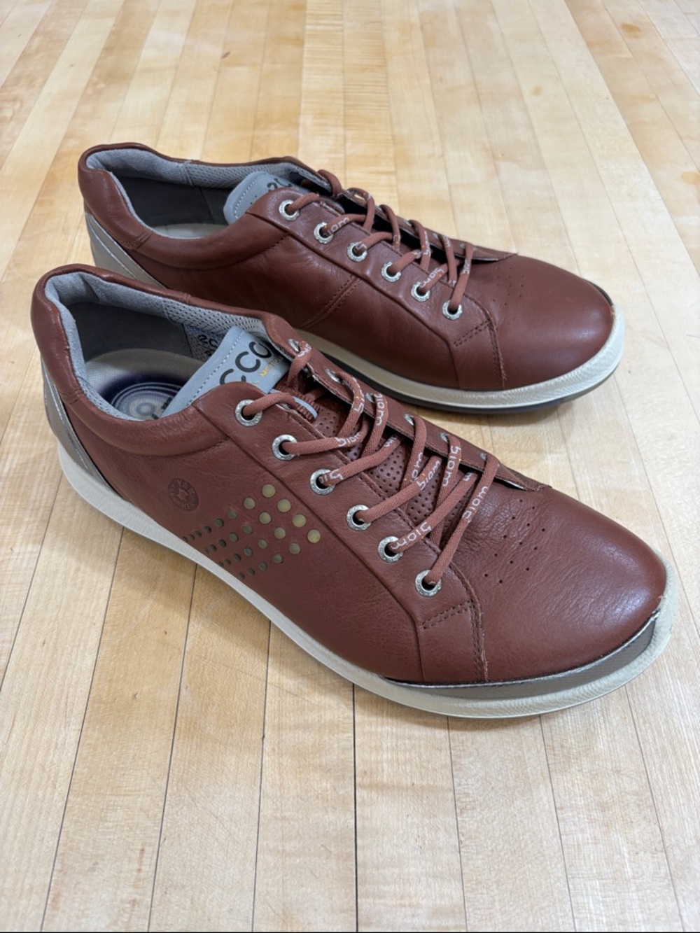 Ecco Men’s Size 9 Street Yak Biom Soft Spikeless Golf Shoes Brown Silver